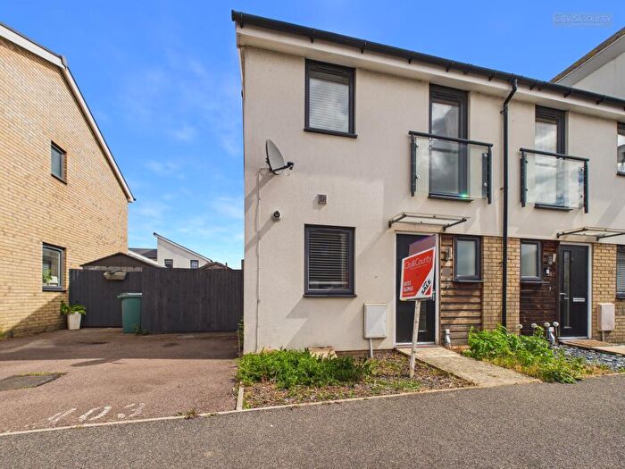 2 Bedroom End Of Terrace House For Sale In Hartley Avenue, Peterborough, PE1