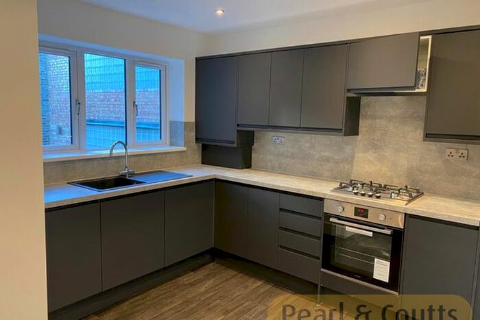 2 Bedroom Flat To Rent In Maple Street, Fitzrovia, London, W1T