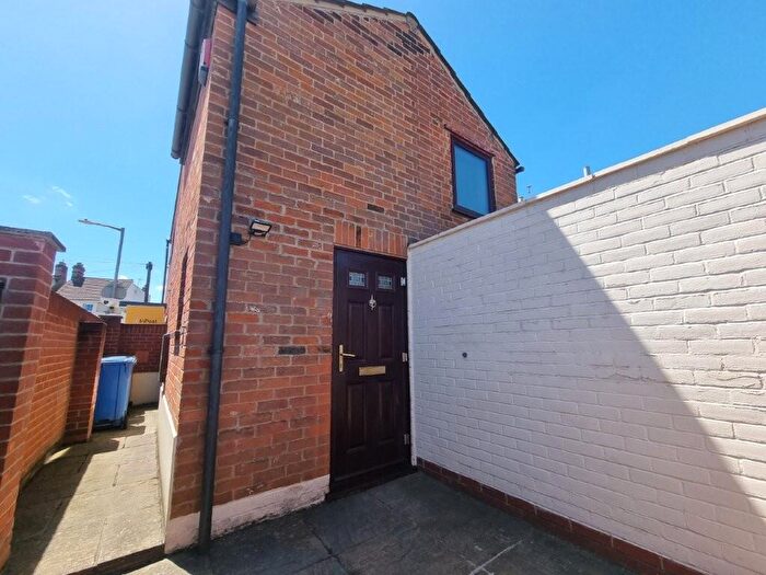 1 Bedroom Maisonette For Sale In Wallace Road, Ipswich, IP1
