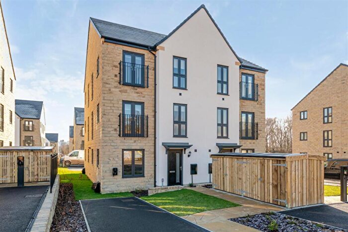 2 Bedroom Semi-Detached House To Rent In Spring Wood Lane, Woodside Vale, Horsforth, LS16