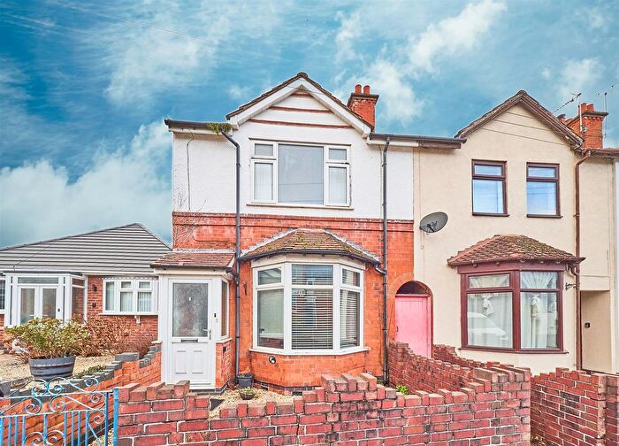 3 Bedroom End Terrace House For Sale In Station Road, Earl Shilton, Leicester, LE9