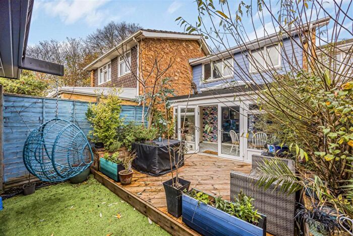 3 Bedroom House For Sale In Third Avenue, Denvilles, PO9