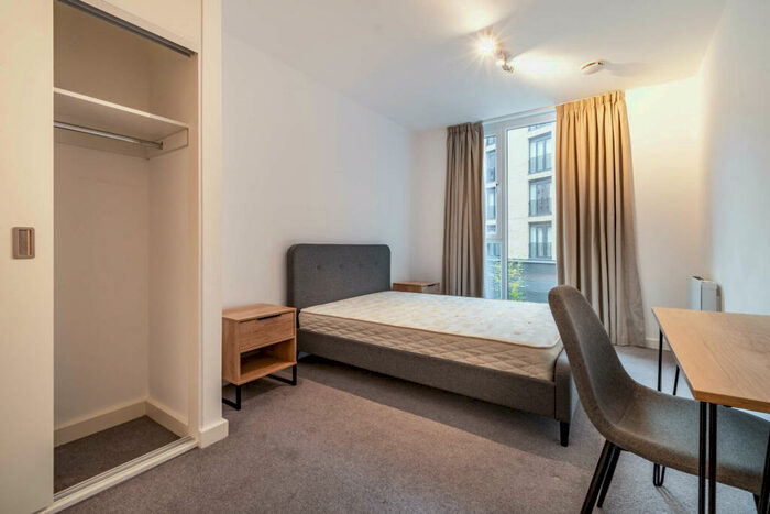 1 Bedroom Flat To Rent In The Wullcomb, Highcross Street, Leicester, LE1