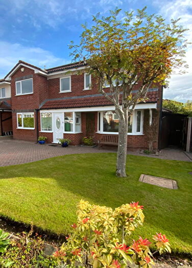4 Bedroom Detached House For Sale In Marlborough Close, Ramsbottom, Bury, BL0