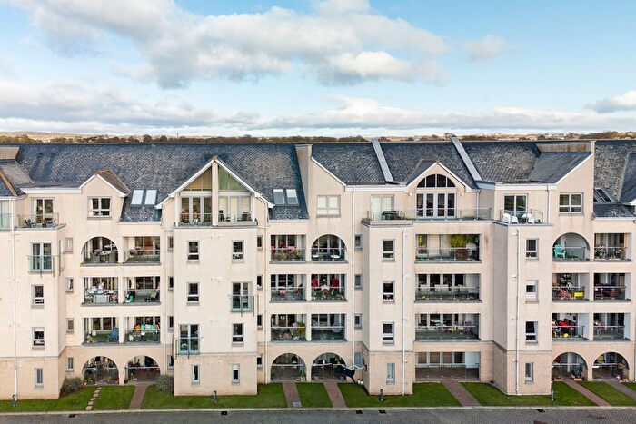 2 Bedroom Flat For Sale In Victoria Street, Carnoustie, DD7