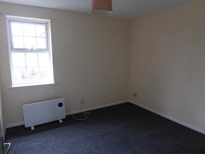 2 Bedroom Apartment To Rent In Westcote Road, Reading, Berkshire, RG30
