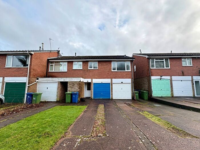 2 Bedroom Flat To Rent In Longacres, Cannock, WS12