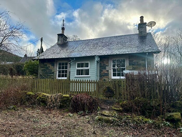2 Bedroom Cottage To Rent In Walkerburn, EH43