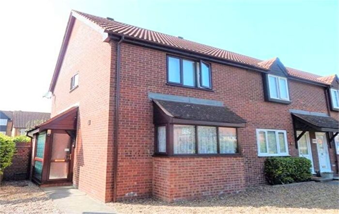 3 Bedroom End Terrace House To Rent In Knights Manor Way, Dartford, DA1