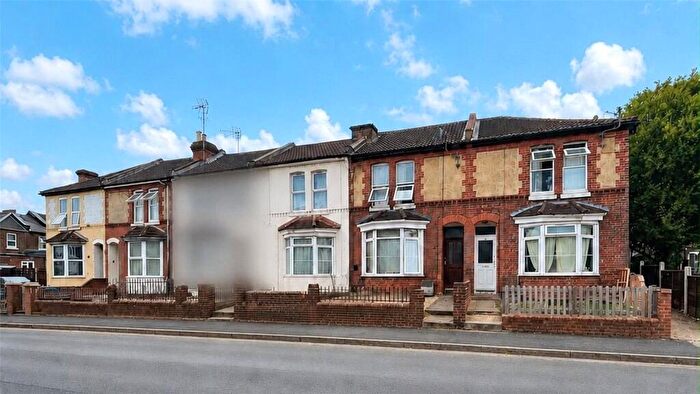 5 Bedroom End Of Terrace House For Sale In Arnold Road, Southampton, Hampshire, SO17