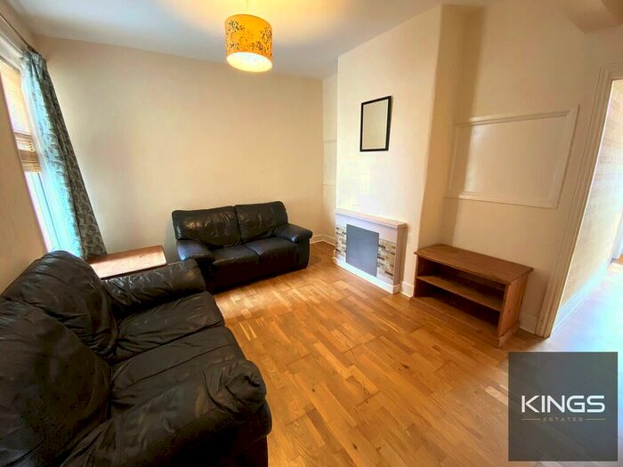 3 Bedroom Terraced House To Rent In Cleveland Road, Southsea, PO5