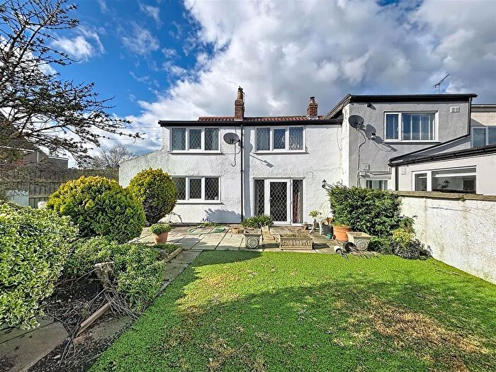 2 Bedroom End Of Terrace House For Sale In Back Lane, Seaton, Hull, HU11