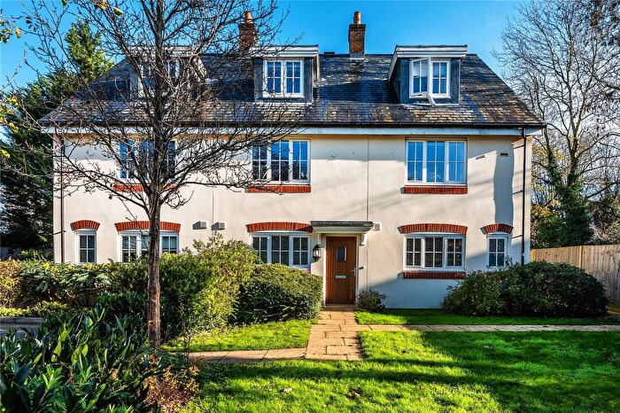3 Bedroom Terraced House For Sale In Reigate Hill, Reigate, Surrey, RH2