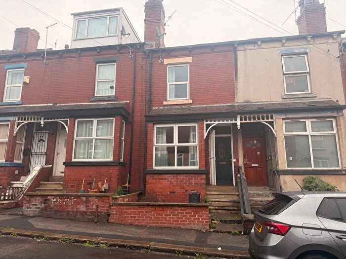 3 Bedroom Terraced House To Rent In Burlington Road, Leeds, LS11