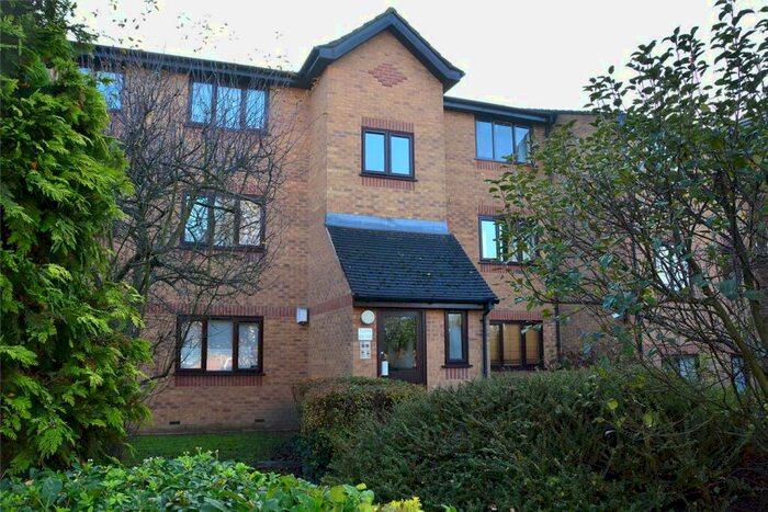 1 Bedroom Apartment To Rent In Armoury Road, London, SE8