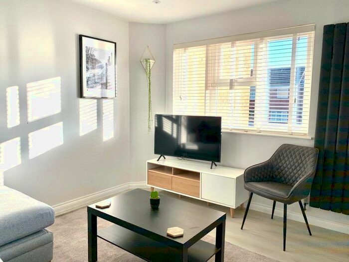 1 Bedroom Flat To Rent In Little Meadow, Cambridge, CB23