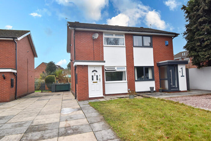 2 Bedroom Semi Detached House For Sale In Lingmell Close, Davyhulme, M41