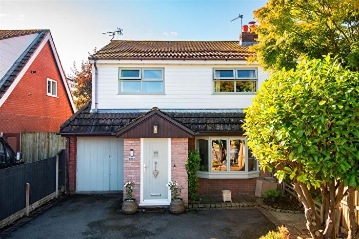 4 Bedroom Semi Detached House For Sale In Bredon Avenue, Euxton, Chorley, PR7