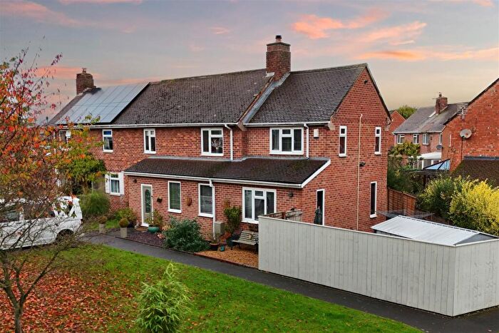 4 Bedroom Semi-Detached House For Sale In Fairfax Road, Middleton St. George, Darlington, DL2