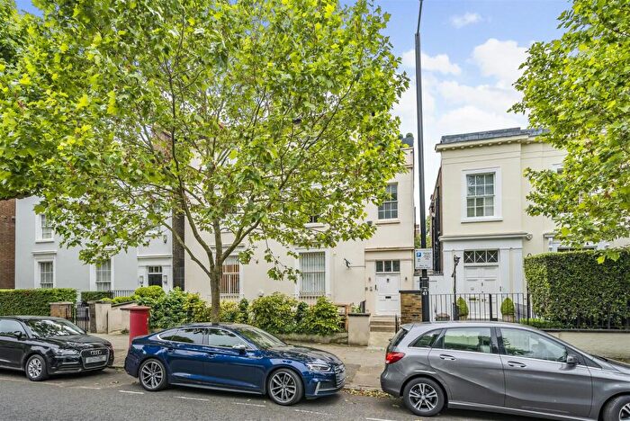 2 Bedroom Apartment For Sale In Hamilton Terrace, London, NW8