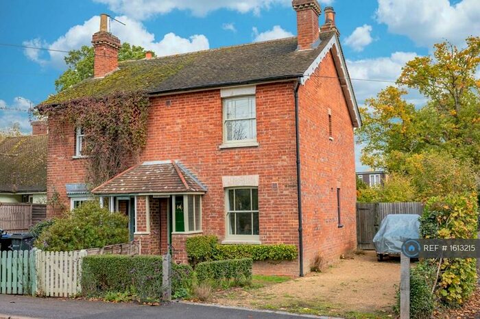 2 Bedroom Semi-Detached House To Rent In The Street, Charlwood, Horley, RH6