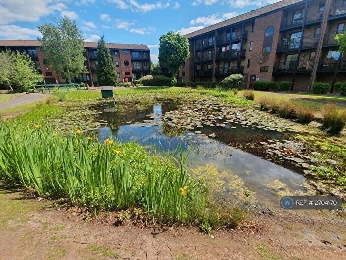 2 Bedroom Flat To Rent In Lenton, Nottingham, NG7