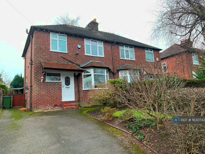 3 Bedroom Semi-Detached House To Rent In Moss Lane, Stockport, SK7