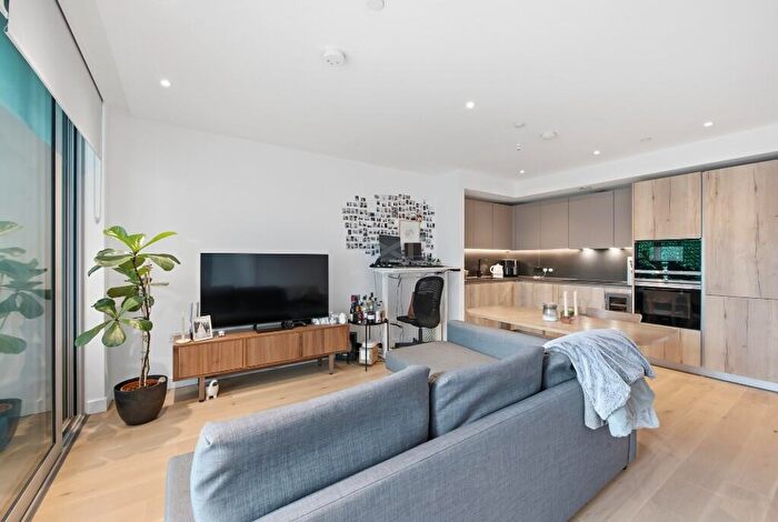 1 Bedroom Flat For Sale In The Makers, Jasper Walk, London, N1