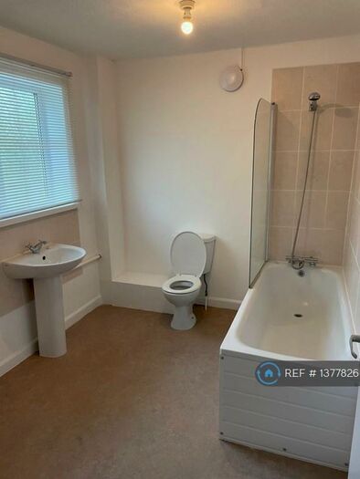 1 Bedroom Flat To Rent In Huddersfield Road, Barnsley, S75