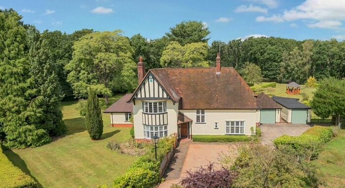 5 Bedroom Detached House For Sale In Bucklesham Road, Ipswich, Suffolk, IP3