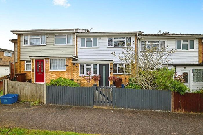 3 Bedroom Terraced House For Sale In Coppice Road, Chatham, Kent, ME5