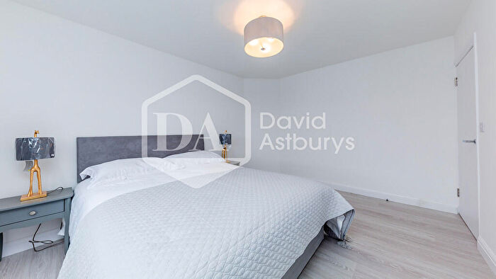 3 Bedroom Terraced House To Rent In Ashley Road, Stroud Green, London, N19