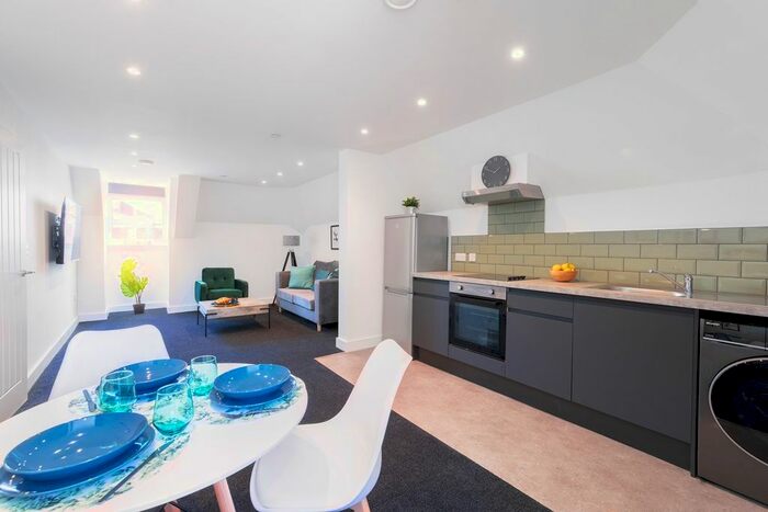 2 Bedroom Flat To Rent In Quarter Bank, Fawcett Street, Sunderland, SR1