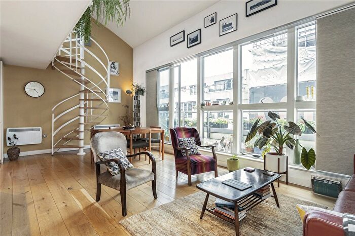 3 Bedroom Flat For Sale In Matisse Court, - Featherstone Street, London, EC1Y