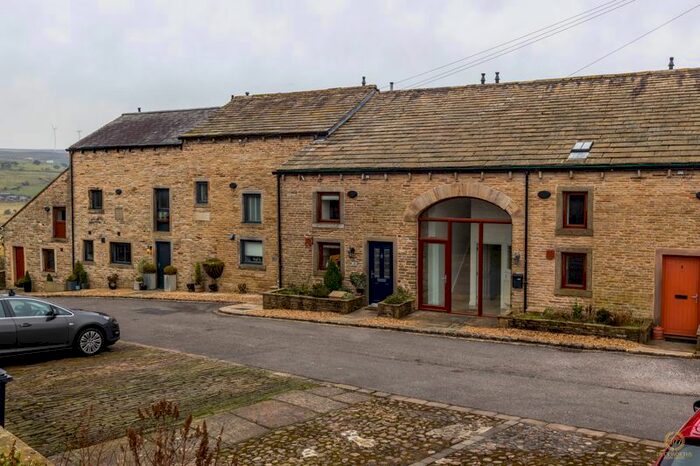 3 Bedroom Cottage For Sale In Gaulkthorn Farm Barn, Broadfield, Oswaldtwistle, BB5