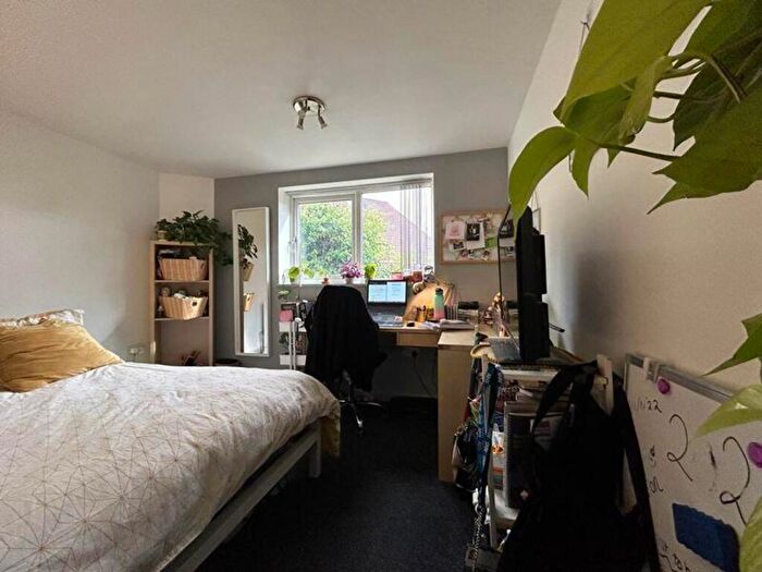 6 Bedroom House To Rent In Middleton Boulevard, Nottingham, NG8