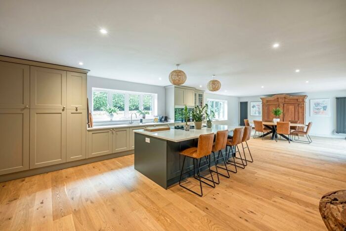5 Bedroom Detached House To Rent In Broadwater Down, Tunbridge Wells, TN2