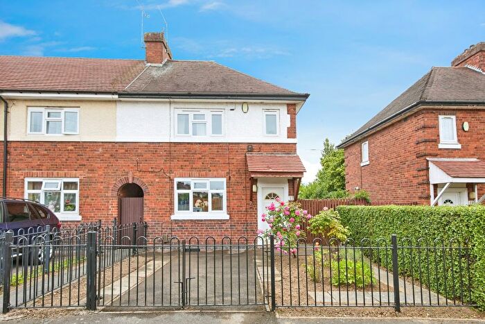 3 Bedroom End Of Terrace House For Sale In Thackeray Street, Sinfin, Derby, Derbyshire, DE24