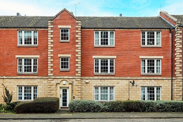 2 Bedroom Flat To Rent In Pattison Street, Leith, Edinburgh, EH6