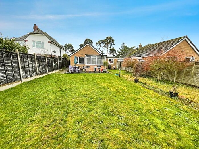 2 Bedroom Detached Bungalow For Sale In London Road, Brandon, IP27