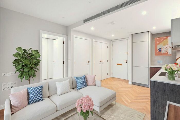 1 Bedroom Flat To Rent In Michael Road, Hampton House, London, SW6