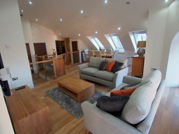 2 Bedroom Flat To Rent In Beechgrove Avenue, First Floor, AB15