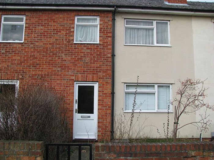 3 Bedroom Terraced House To Rent In Magdalen Road, Oxford, OX4