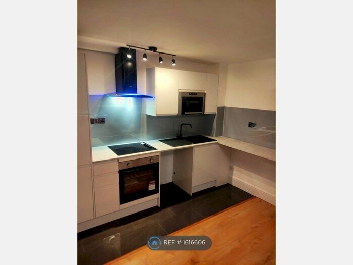 Studio To Rent In Godwin Close, London, E4