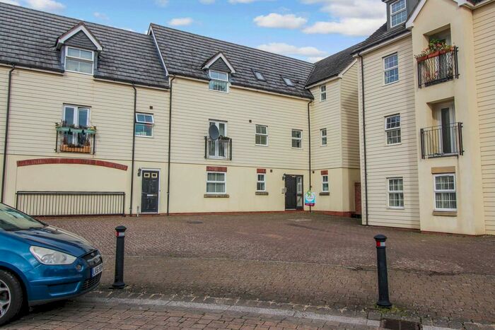 2 Bedroom Flat To Rent In Mazurek Way, Haydon End, Swindon, SN25