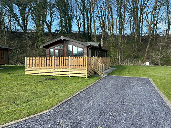 2 Bedroom Park Home For Sale In Bowland Lakes Leisure Village, Cleveley Bridge Bank Lane, Forton, Lancashire, PR1