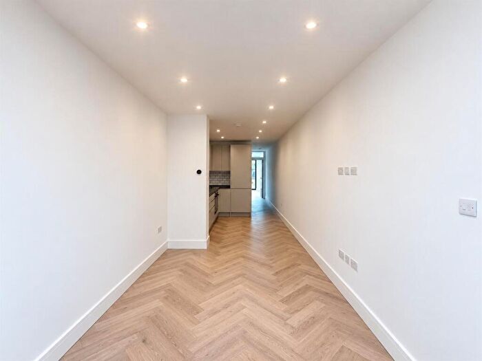 1 Bedroom Flat To Rent In Priory Way, Harrow, HA2