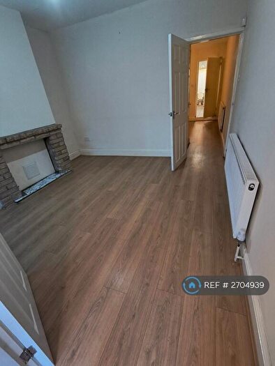 3 Bedroom Terraced House To Rent In Occupation Street, Dudley, DY1