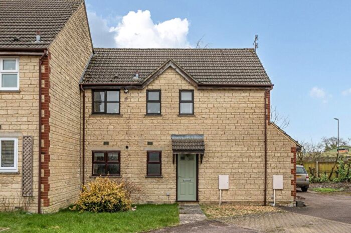 1 Bedroom Flat To Rent In Kings Meadow, Bourton-On-The-Water, GL54