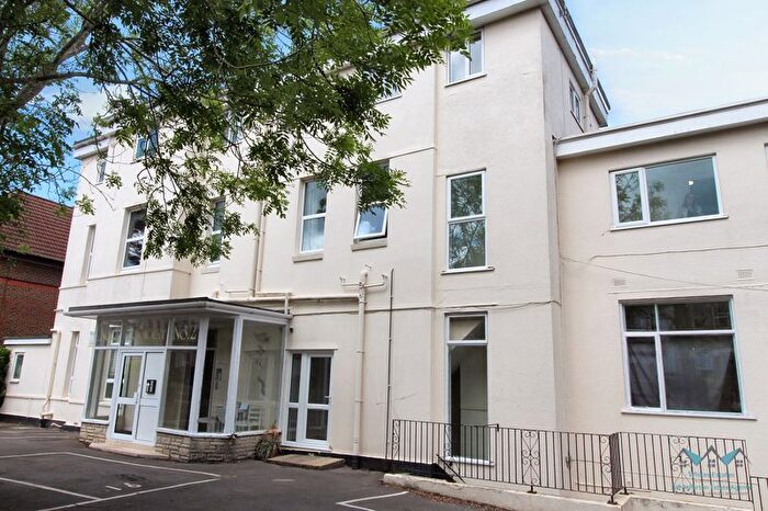 1 Bedroom Maisonette For Sale In Suffolk Road, Bournemouth, BH2